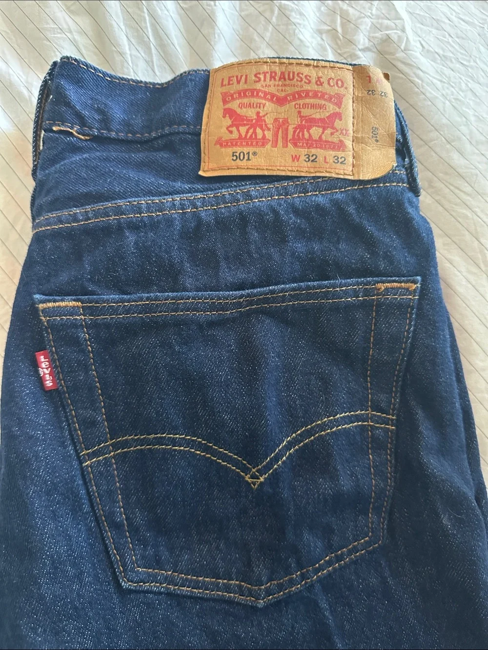 Levi’s 501 Men's Dark Blue Straight-Leg Jeans - 32x32
